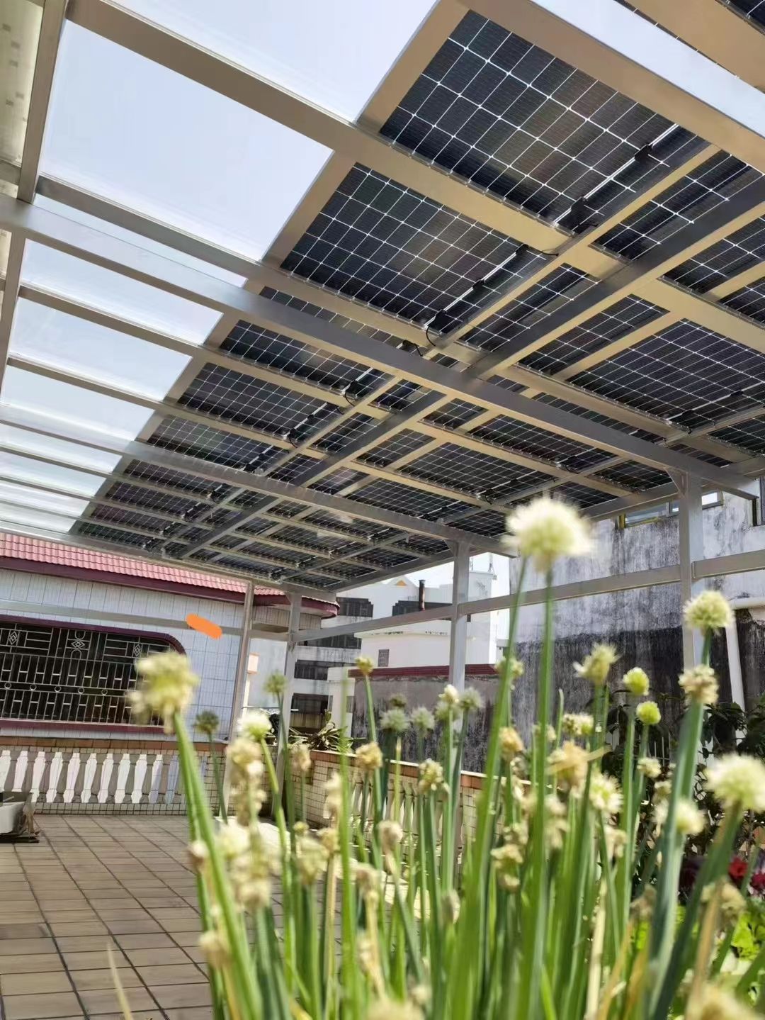 济宁别墅家用屋顶太阳能发电系统安装